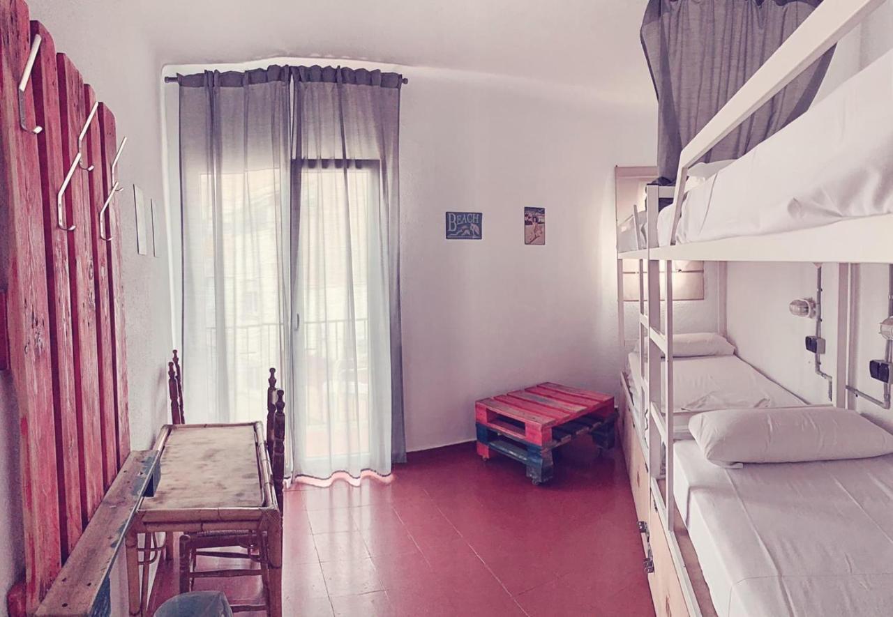 Loft Apart&Hostal โยเรตเดมาร์ ภายนอก รูปภาพ