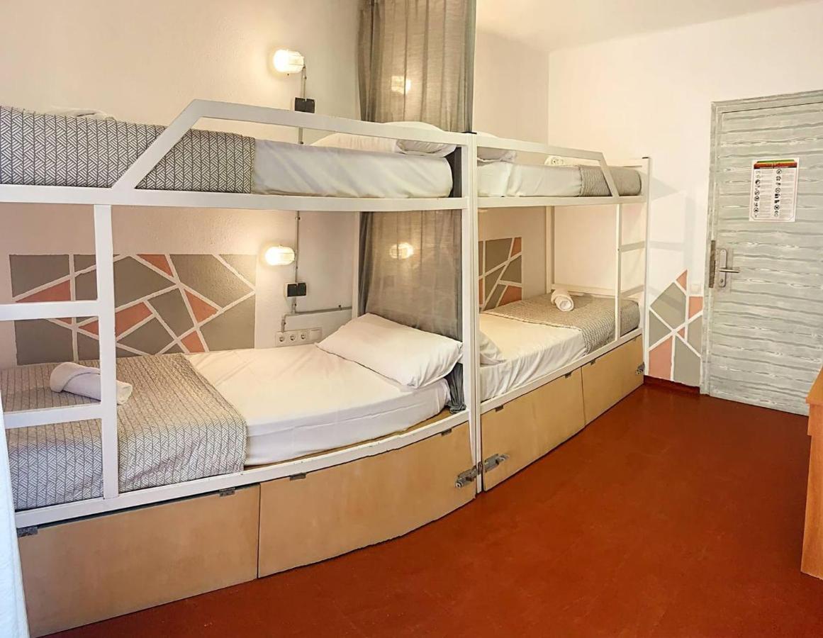 Loft Apart&Hostal โยเรตเดมาร์ ภายนอก รูปภาพ