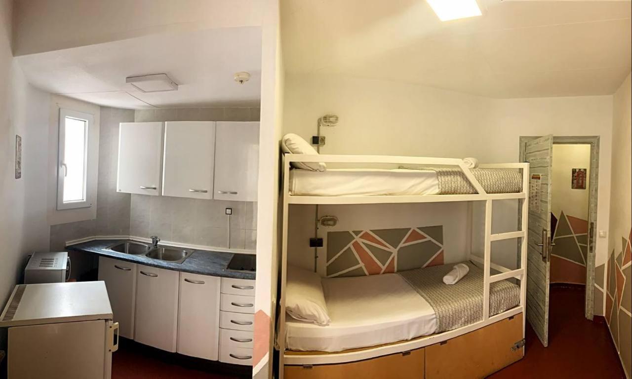 Loft Apart&Hostal โยเรตเดมาร์ ภายนอก รูปภาพ