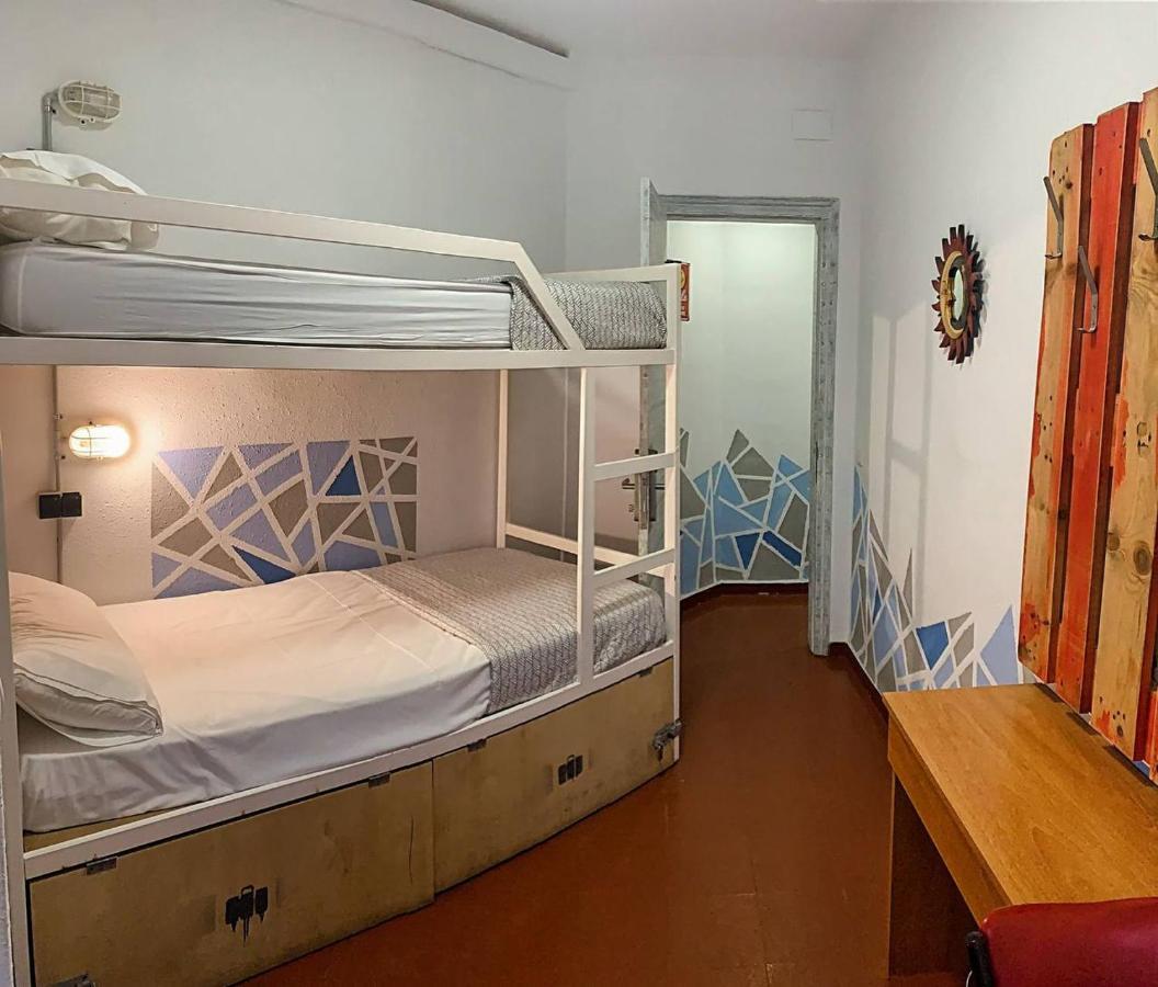 Loft Apart&Hostal โยเรตเดมาร์ ภายนอก รูปภาพ