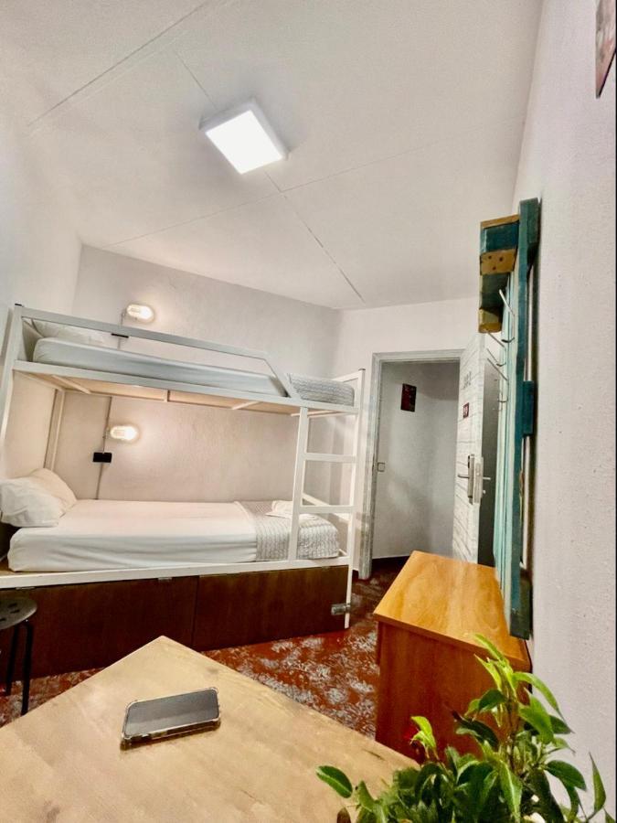 Loft Apart&Hostal โยเรตเดมาร์ ภายนอก รูปภาพ