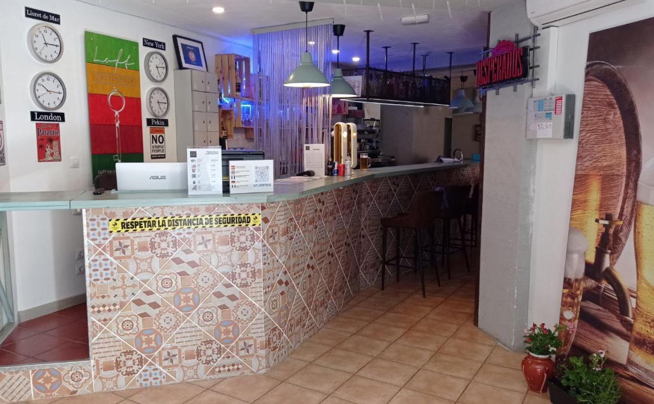 Loft Apart&Hostal โยเรตเดมาร์ ภายนอก รูปภาพ