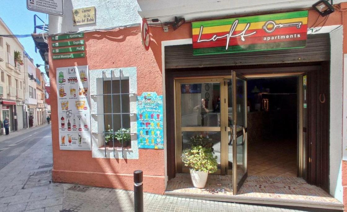 Loft Apart&Hostal โยเรตเดมาร์ ภายนอก รูปภาพ