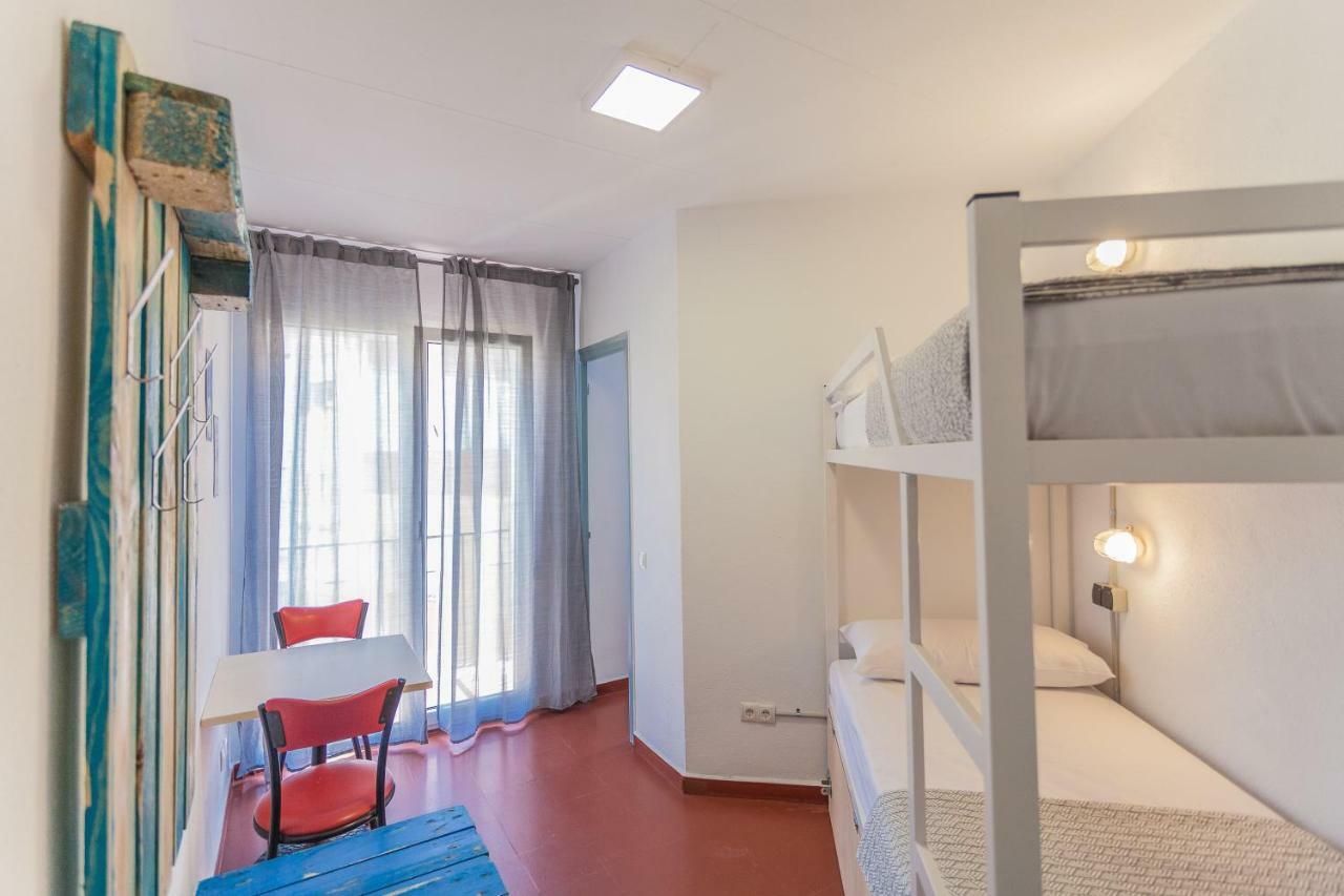 Loft Apart&Hostal โยเรตเดมาร์ ภายนอก รูปภาพ